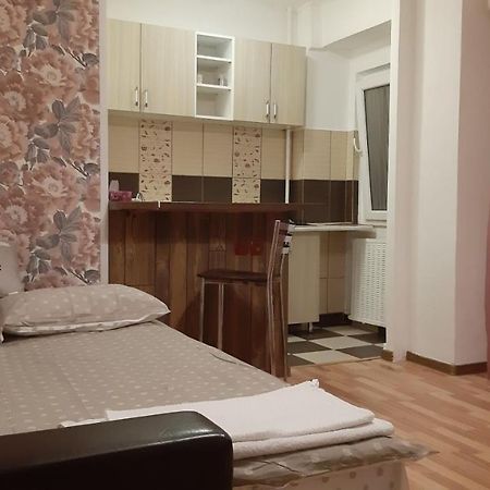 Studio Timpuri Noi 50 Bucarest Esterno foto