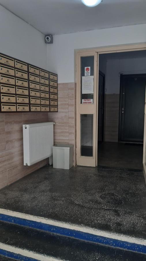 Studio Timpuri Noi 50 Bucarest Esterno foto